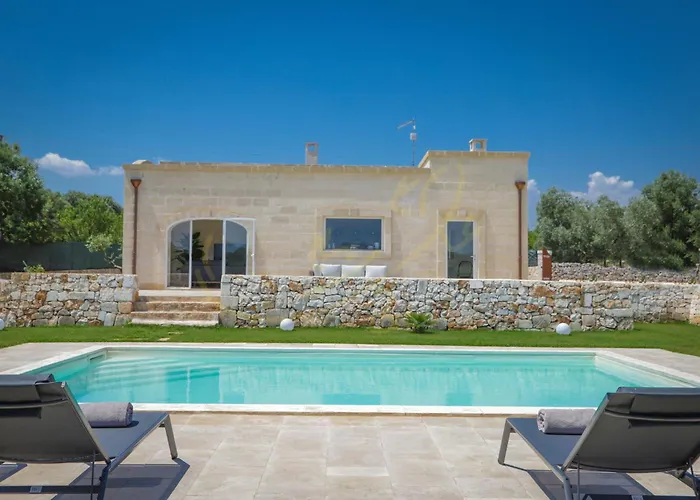 Td Coco Countryside Near 奥斯图尼